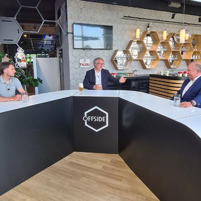Michel D'Hooghe en Niels Van Zandweghe in Offside