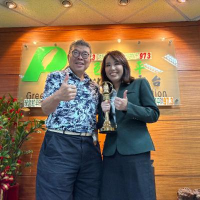 陳雨鑫 專訪 住商發言人 徐佳馨 介紹新書" 買房換屋不踩雷"