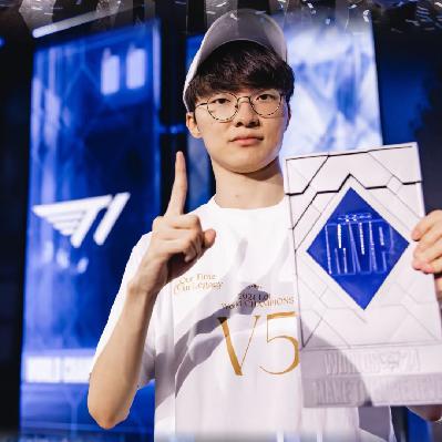 EP.14 足球战术室(电竞番外|上):LOL英雄联盟S14全球总决赛T1 Faker夺得第五冠,电子竞技与足球的关联 EP.14 足球战术室(电竞番外|上):LOL英雄联盟S14全球总决赛T1 Faker夺得第五冠,电子竞技与足球的关联