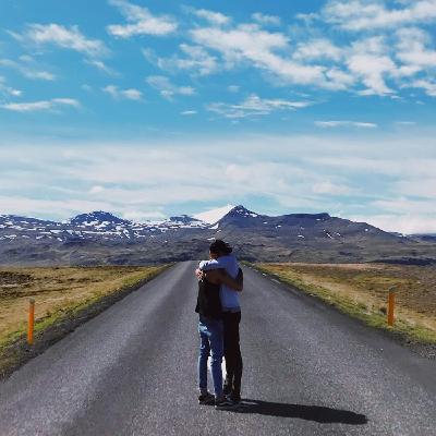 Agnar Diego & Pétur - Faðmlög og fegurð