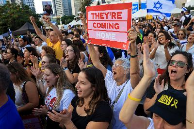 Daniel Sharabi on his best friend Yosef-Chaim Ohana's release from captivity