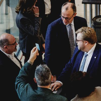 Abstimmung - Bundestag beschließt Rentenpaket mit Kanzlermehrheit