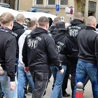 Radikalisierung - Rechtsextreme Denkmuster bei Jugendlichen - im Netz und im analogen Leben
