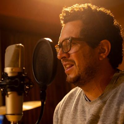 Julio Hernández Cordón: "Mis personajes son sumamente frágiles" Julio Hernández Cordón: "Mis personajes son sumamente frágiles"