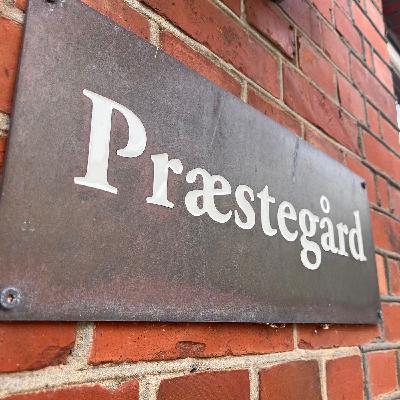 Når forenkling gør det kompliceret – embedsboligen under lup