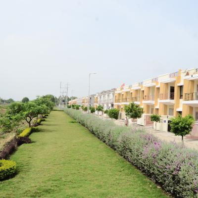 Changing The Face Of Real Estate in Bhopal At Essarjee Constructions Pvt. Ltd.