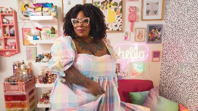 Confidence, Plus-Size Fashion, and Dressing Your Own Way Confidence, Plus-Size Fashion, and Dressing Your Own Way