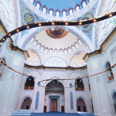 Fethullah Gülen Hocaefendi  Fatih'ler, Yavuz'lar nasıl yetişir -  'İdeal Gençlik' Konferansı (1)