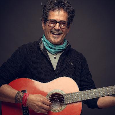 Alta Vibración 124 HUGO IDROVO: Versátil trovador de la canción ecuatoriana y un duro del rock Alta Vibración 124 HUGO IDROVO: Versátil trovador de la canción ecuatoriana y un duro del rock