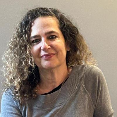 פרק 82 - טליה אפלבאום פלד פרק 82 - טליה אפלבאום פלד