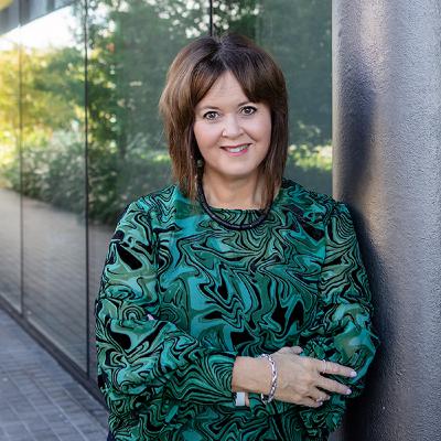 Lynley Allan – In The River