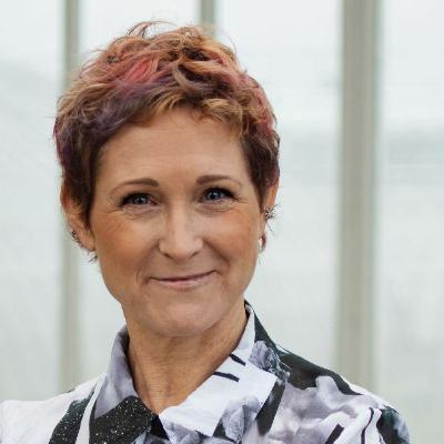 Inte bara chefen - alla har ansvar för organisationen vi skapar i framtiden Lisa Arnborg YesP Inte bara chefen - alla har ansvar för organisationen vi skapar i framtiden Lisa Arnborg YesP