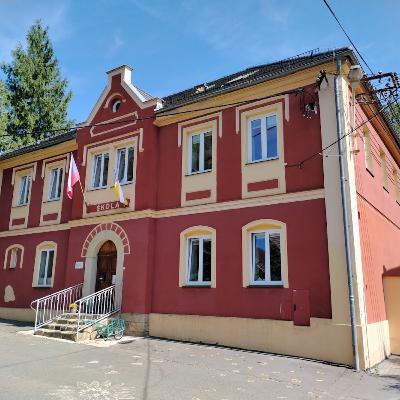 Z Okenské školy: Podcast nejen pro rodiče (5/2025) Z Okenské školy: Podcast nejen pro rodiče (5/2025)