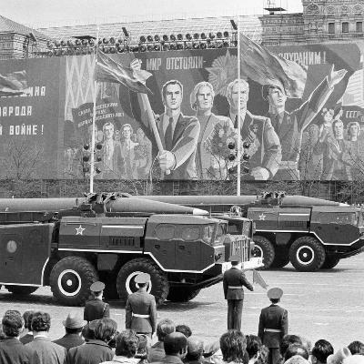 Sidney Arnold - U.S. Army Veteran talks about the Cold War Sidney Arnold - U.S. Army Veteran talks about the Cold War