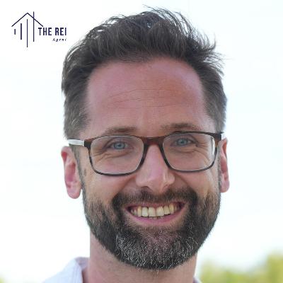 Turning Fear Into Freedom: The Power of Mobile Home Park Syndications with Tim Woodbridge