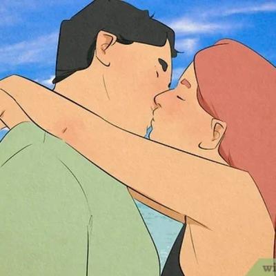 15 Signs That He Really Wants to Kiss You: Body Language, Texting, & More 15 Signs That He Really Wants to Kiss You: Body Language, Texting, & More