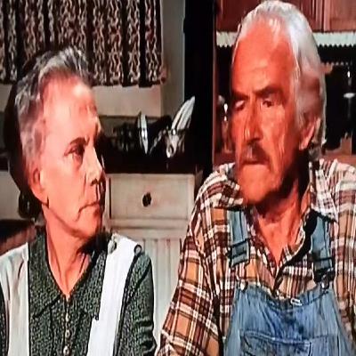 Ralph Senensky on the "Grandma Comes Home" episode of The Waltons Ralph Senensky on the "Grandma Comes Home" episode of The Waltons