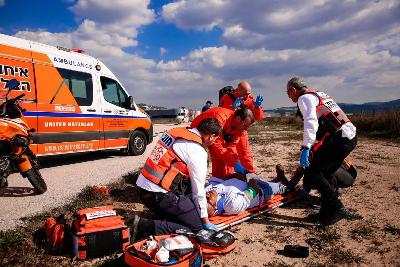 Using Networks of Volunteer EMTs