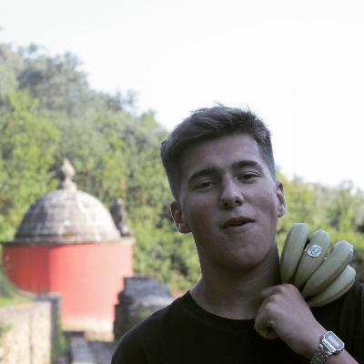 DEBAIXO DA BANANEIRA #4- Itunes, patreon, Aguentar o Mijo, Reagir a Elogios, Signos, Bolacha Maria DEBAIXO DA BANANEIRA #4- Itunes, patreon, Aguentar o Mijo, Reagir a Elogios, Signos, Bolacha Maria