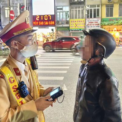 Thị thành ký: Vi phạm nồng độ cồn giảm, tín hiệu vui về ý thức giao thông ở thủ đô