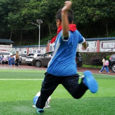 23.赵丽娜：我踢过世界杯，我直播骂人，我为小学生找球场