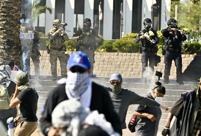 Santa Ana Police Called Out For Tactics Used During Protests