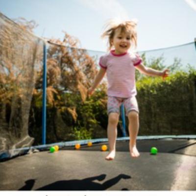 Trampolin- - Jatuh ke atas! Trampolin- - Jatuh ke atas!
