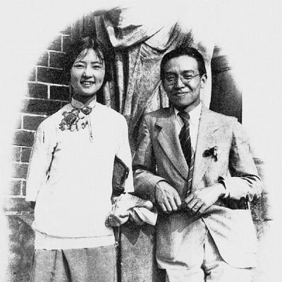 女神身後無怨無悔的男二