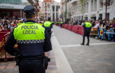 Horas extra obligatorias en Semana Santa: el Ayuntamiento de Granada condenado a indemnizar a la Policía Local