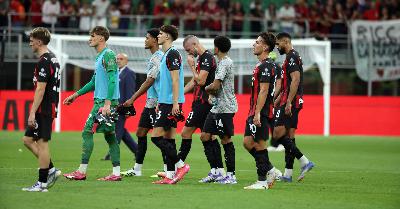 Milan, falsa partenza