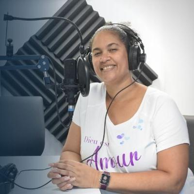On déjeune avec Candice et Danie | 08/11/24 | Marine Rosenberg (manipulatrice radio)