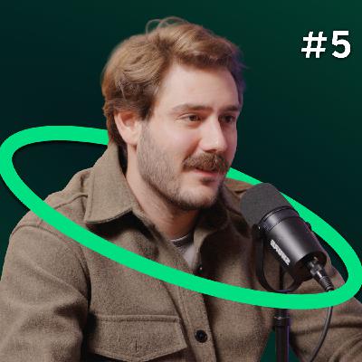 EN ORBITE #5 - J'ai un pote dans la com : l'art de devenir le premier média B2B en France