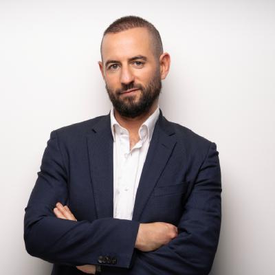 Justice internationale : entre promesse et réalité – Entretien avec Johann Soufi