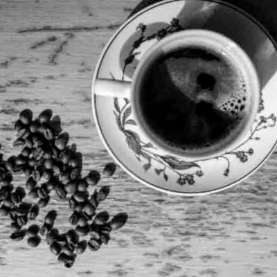 ?אולי תקפוץ אליי לקפה - Want to drop by for coffee? ?אולי תקפוץ אליי לקפה - Want to drop by for coffee?