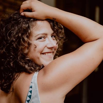 S1A8 Escort Lieve Lisette over consent, bewustzijn en de weg van verbinding in ease into it.