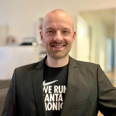 #18 - Wolfgang Bremer, VP Design bei VW Group Charging (German Episode)