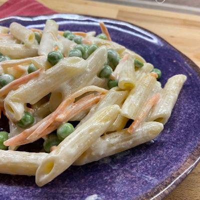 Pasta e piselli cremosa