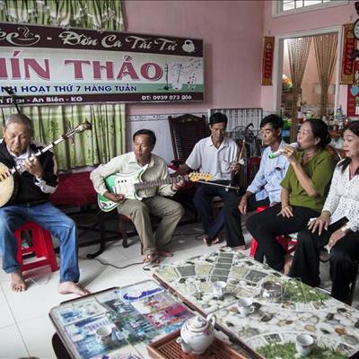 Người cũ cảnh xưa: Qua miệt cầm ca (Bài 14): Tiếng đờn còn lại giữa Miệt Thứ