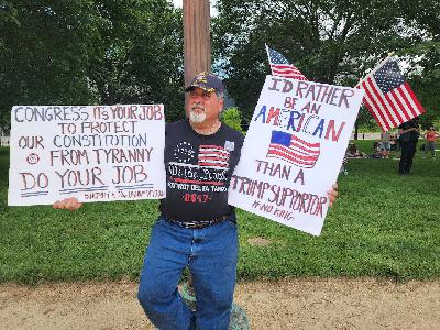 Trump plans massive military parade while cutting veteran jobs, benefits, & healthcare Trump plans massive military parade while cutting veteran jobs, benefits, & healthcare