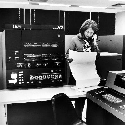Aus dem Radioarchiv - Mit dem Computer an die Macht – die programmierte Wunderwaffe Aus dem Radioarchiv - Mit dem Computer an die Macht – die programmierte Wunderwaffe