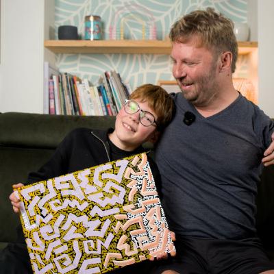 Né sans bras, aujourd’hui en fauteuil roulant : être père, accompagner ses enfants et changer le regard - handiparentalité Né sans bras, aujourd’hui en fauteuil roulant : être père, accompagner ses enfants et changer le regard - handiparentalité