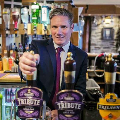 Keir Starmer, pub harmer Keir Starmer, pub harmer