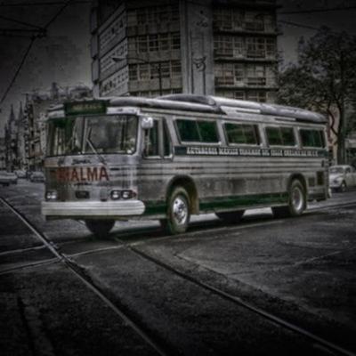 EL AUTOBUS FANTASMA Y MAS MUSICA