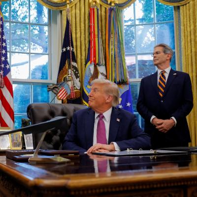 Vấn đề quốc tế - Kế hoạch hòa bình 28 điểm của Tổng thống Trump: Cơ hội đột phá hay bài toán bất khả thi Vấn đề quốc tế - Kế hoạch hòa bình 28 điểm của Tổng thống Trump: Cơ hội đột phá hay bài toán bất khả thi