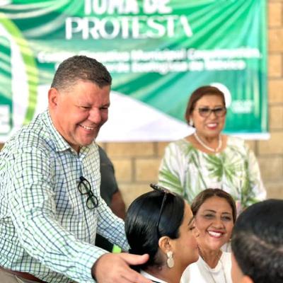 Gobernadora estabiliza al estado, pero Srio. De gobierno genera problemas: Sen. Virgilio Mendoza Gobernadora estabiliza al estado, pero Srio. De gobierno genera problemas: Sen. Virgilio Mendoza