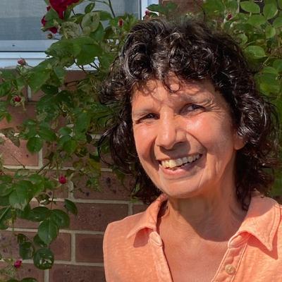 East coast author/former nun and end-of-life doula Gina Econompoulos is my very special guest!