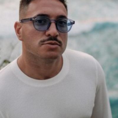 Episode #883 - House Music - Guest DJ Mix Set - Jonas Blue