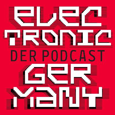 Folge 25: Anna Reusch über Pleiten, Pech und Post-Corona-Raver (Live at MOMEM) Folge 25: Anna Reusch über Pleiten, Pech und Post-Corona-Raver (Live at MOMEM)