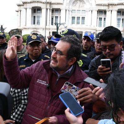 “No queremos criminalizar el comercio en vía pública, pero debe haber orden y respeto”: Cravioto