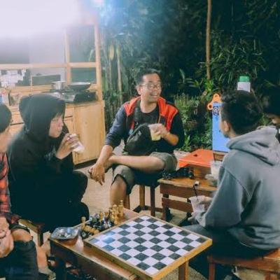 Si Sok Tau / Si google atau apalah namanya